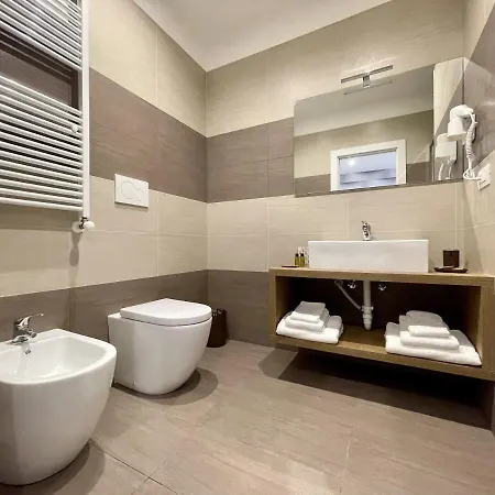 Konukevi Martini Bari