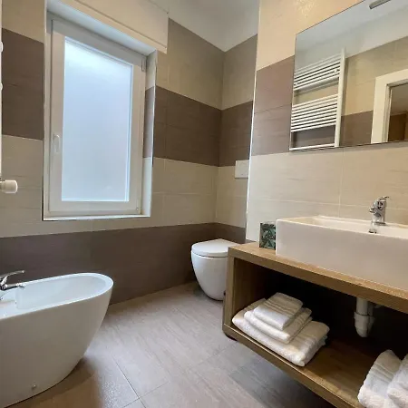 Martini ゲストハウス バーリ